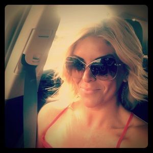 Meet your Posher, Kimberly